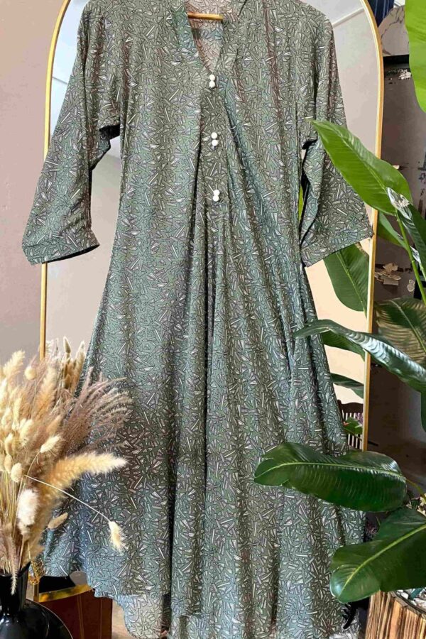 Shop All midnight bloom