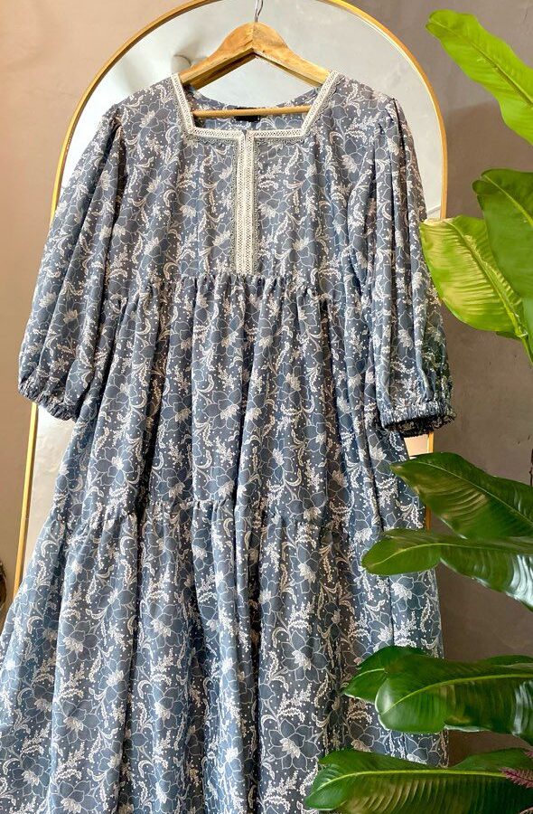 dusky floral maxi lawn